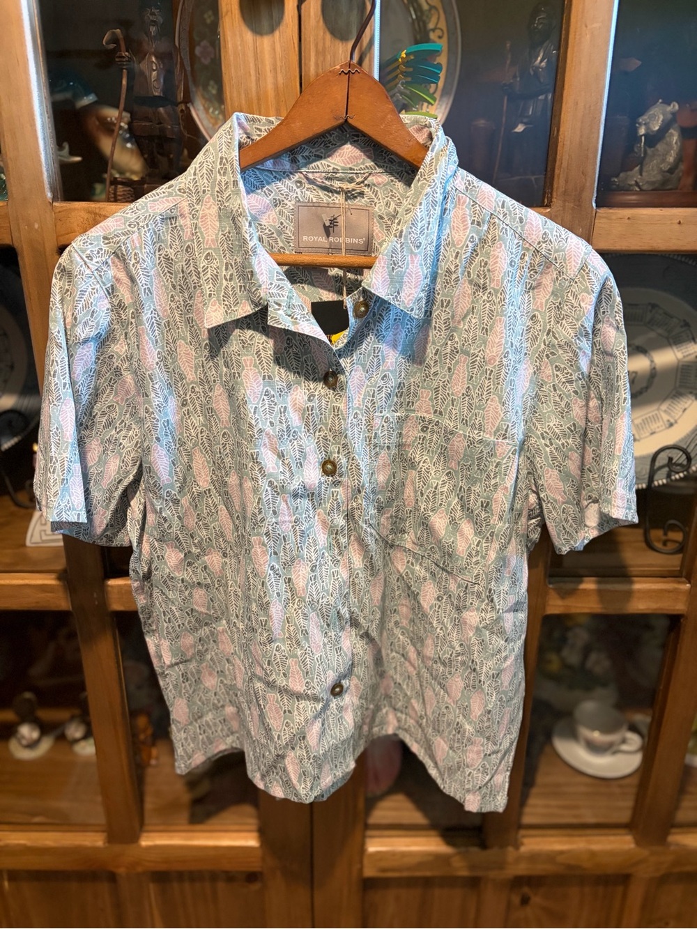 Royal Robbins Women’s Camino Pucker Short Sleeve Shirt Size Small NWT Sage Fish - Picture 6 of 10